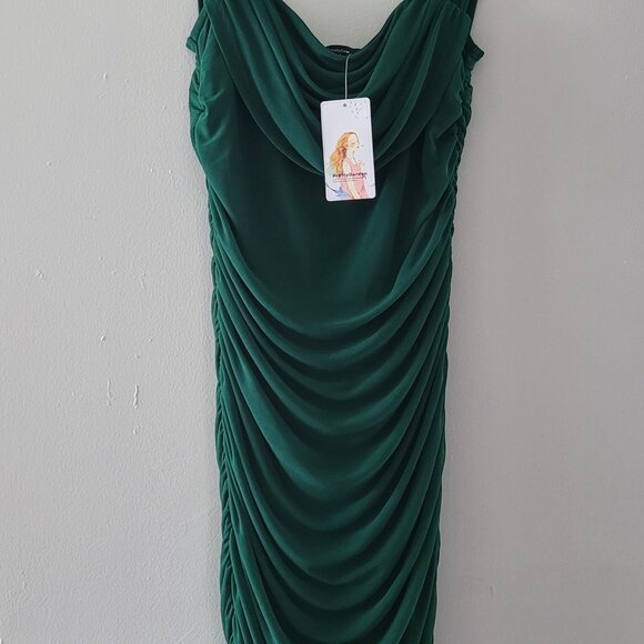 Stunning ruched Pretty Gardens cocktail dress for the holidays - Picture 6 of 6